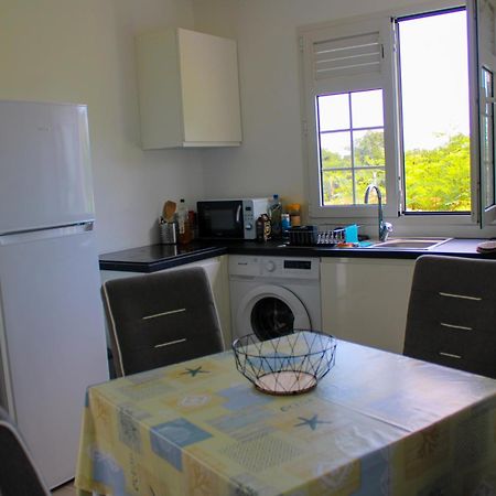 Bas De Villa F2 Neuf Avec Terrasse Et Piscine 르 디아망 외부 사진